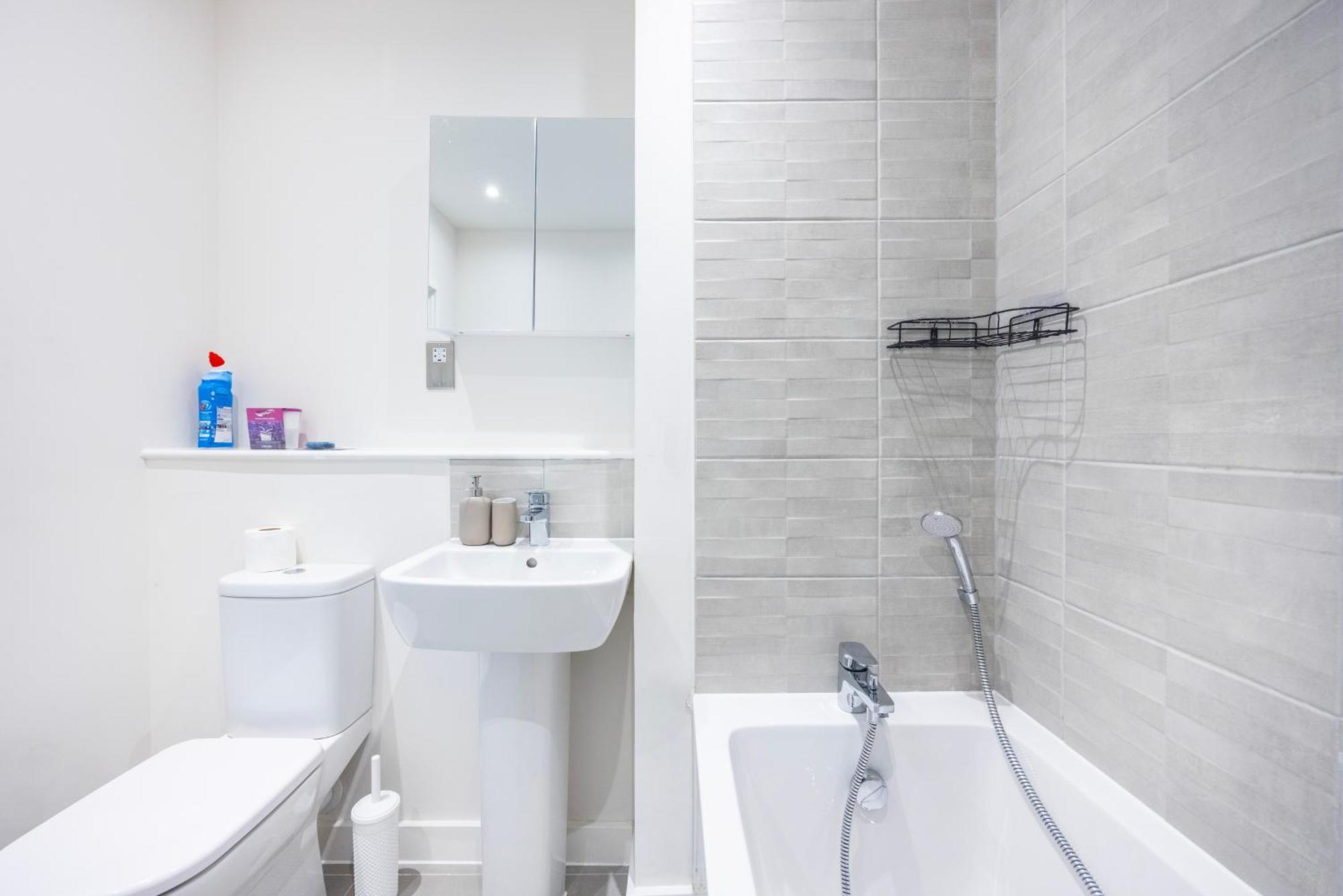 Brentwooddelight Apartment Bagian luar foto